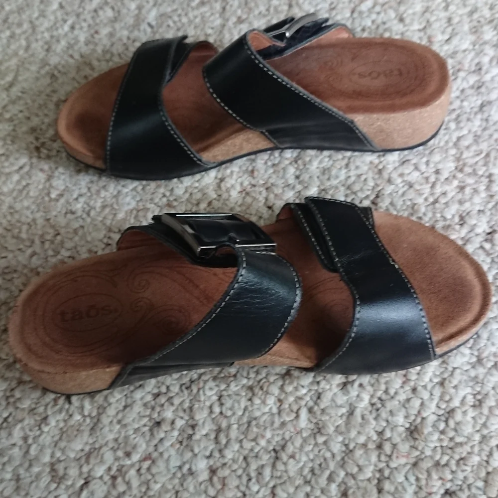 Taos My Dear Black Slide Sandals with Buckle size 6.5